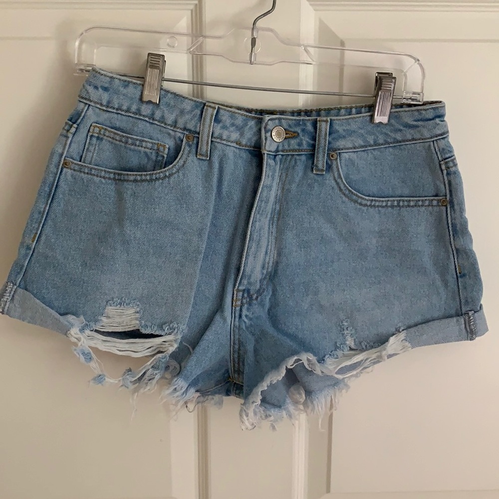 Forever 21 Jean shorts size 29